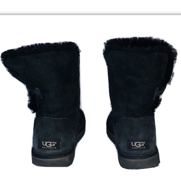 UGG Bailey Button black boots size 7 - Picture 4 of 5